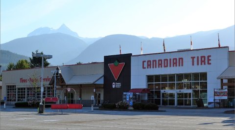 Canadian Tire - Squamish