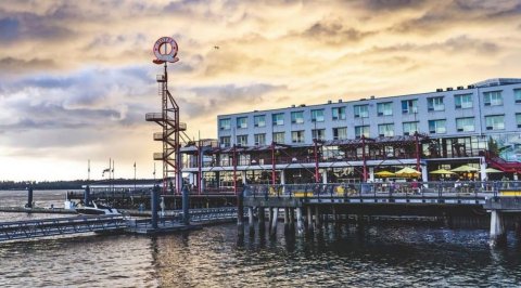 Lonsdale Quay Market