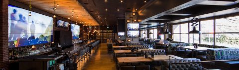 Shark Club Sports Bar & Grill