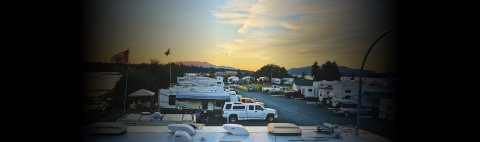 Thunderbird RV Park & Cottages