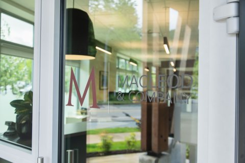 Macleod & Co.