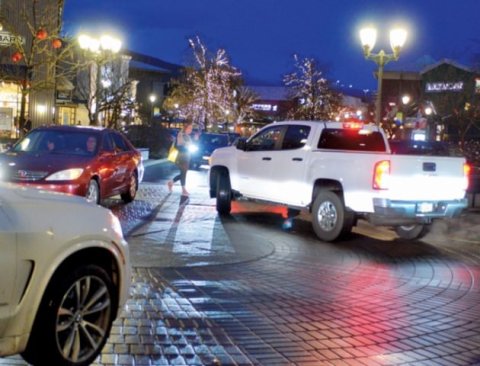 Here's how to survive a mall holiday parking lot