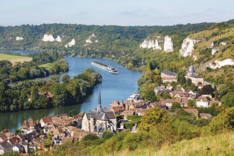 Sailing down the Seine on the ‘Scenic Gem’