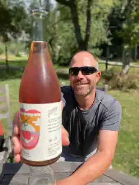 sunday-cider-table_o.webp